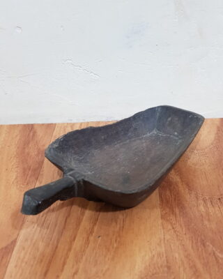 Dolong-Dolong (Vintage Wooden Plate) Toraja