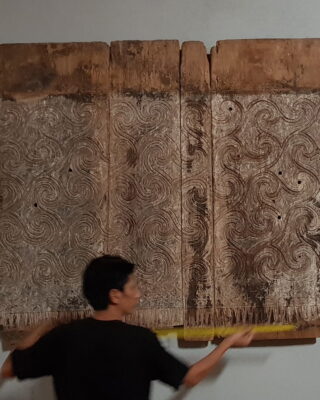 Antique Old Toraja Sane (Ricebarn Panel) - Pa' Erong (162cm x 135cm)