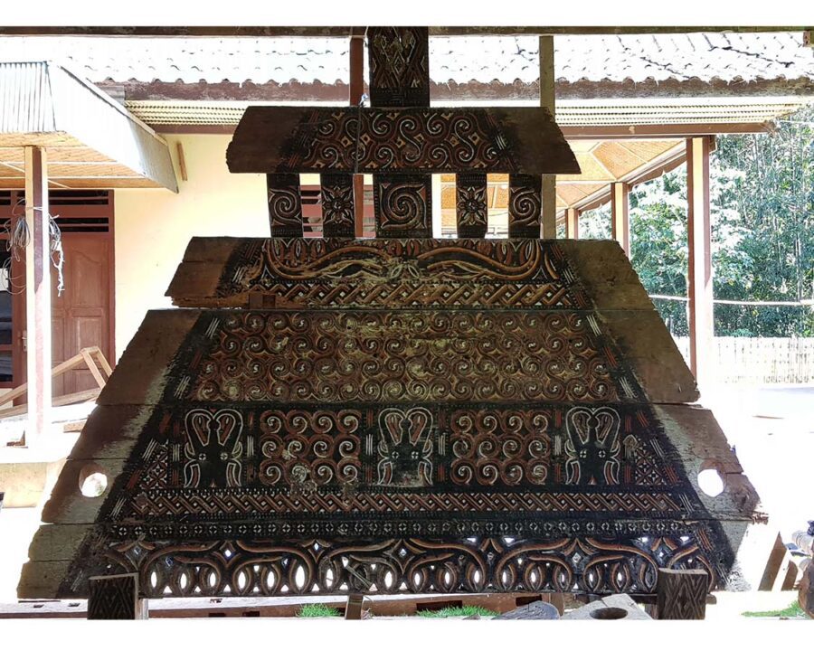 Antique Toraja House Carved Triangle (250cm x 220cm)