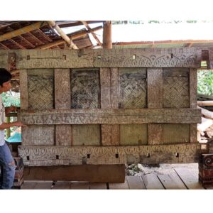 Antique Toraja House Tongkonan Panel (250cm x 160cm)