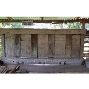 Antique Toraja House Tongkonan Panel (390cm x 140cm)