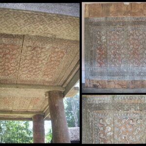 Antique Toraja Sane (Ricebarn Panel) - Perfect Carving & Patina (180cm x 175cm) Antique Toraja Sane (Ricebarn Panel) - Perfect Carving & Patina (180cm x 175cm)