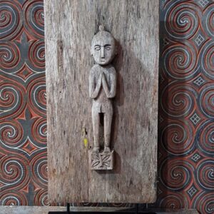 Toraja Tau-Tau Tomb Door Reproductio (35cm x 45cm)