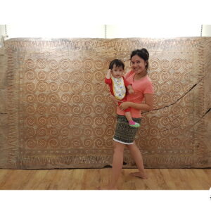 Antique Toraja Sane - One Wood Only Antique Toraja Sane - One Wood Only