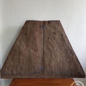 Panel Antik Ukir Segitiga Rumah Toraja (100cm x 70cm) (5) Panel Antik Ukir Segitiga Rumah Toraja (100cm x 70cm) (5)