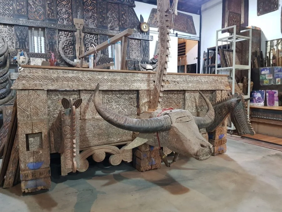 Toraja Wooden Buffalo and Wood Carving (Perfect Patina) (1)