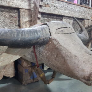 Toraja Wooden Buffalo and Wood Carving (Perfect Patina) (8) Toraja Wooden Buffalo and Wood Carving (Perfect Patina) (8)