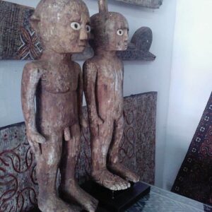 Pia-Pia Tau-Tau Statue