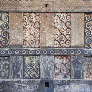 Panel Antik Ukir Rumah Tongkonan Toraja ukuran 240cm x 160cm