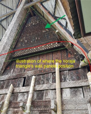 Toraja Tongkonan House Wall Triangle (170cm x 282cm)