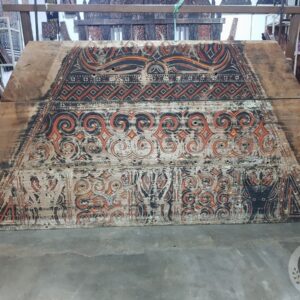 Toraja Tongkonan House Wall Triangle (120cm x 290cm) (1)