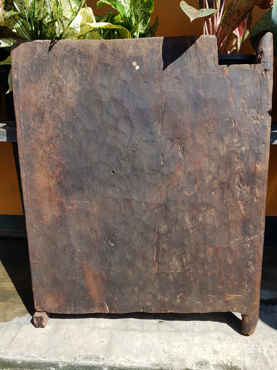 Antique Mamasa Toraja buffalo house door (68cm x 81cm) (3) Antique Mamasa Toraja buffalo house door (68cm x 81cm) (3)