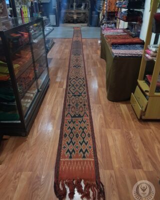 Sekomandi Sambo Tanete - Tenun Ikat Pewarna Alami (11 meter)