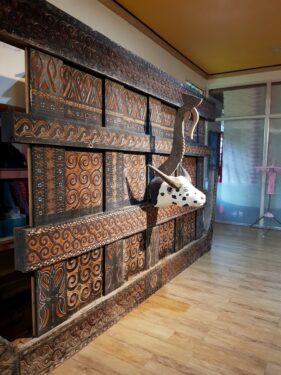 Toraja Tongkonan House Wall Panels (350cm x 190cm) with Wooden Buffalo Head
