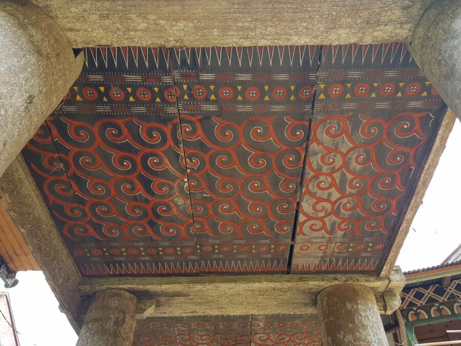 Toraja Old Ricebarn (Alang) White Patina (10) Toraja Old Ricebarn (Alang) White Patina