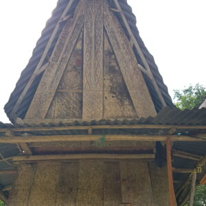 Toraja Old Ricebarn (Alang) White Patina (3)