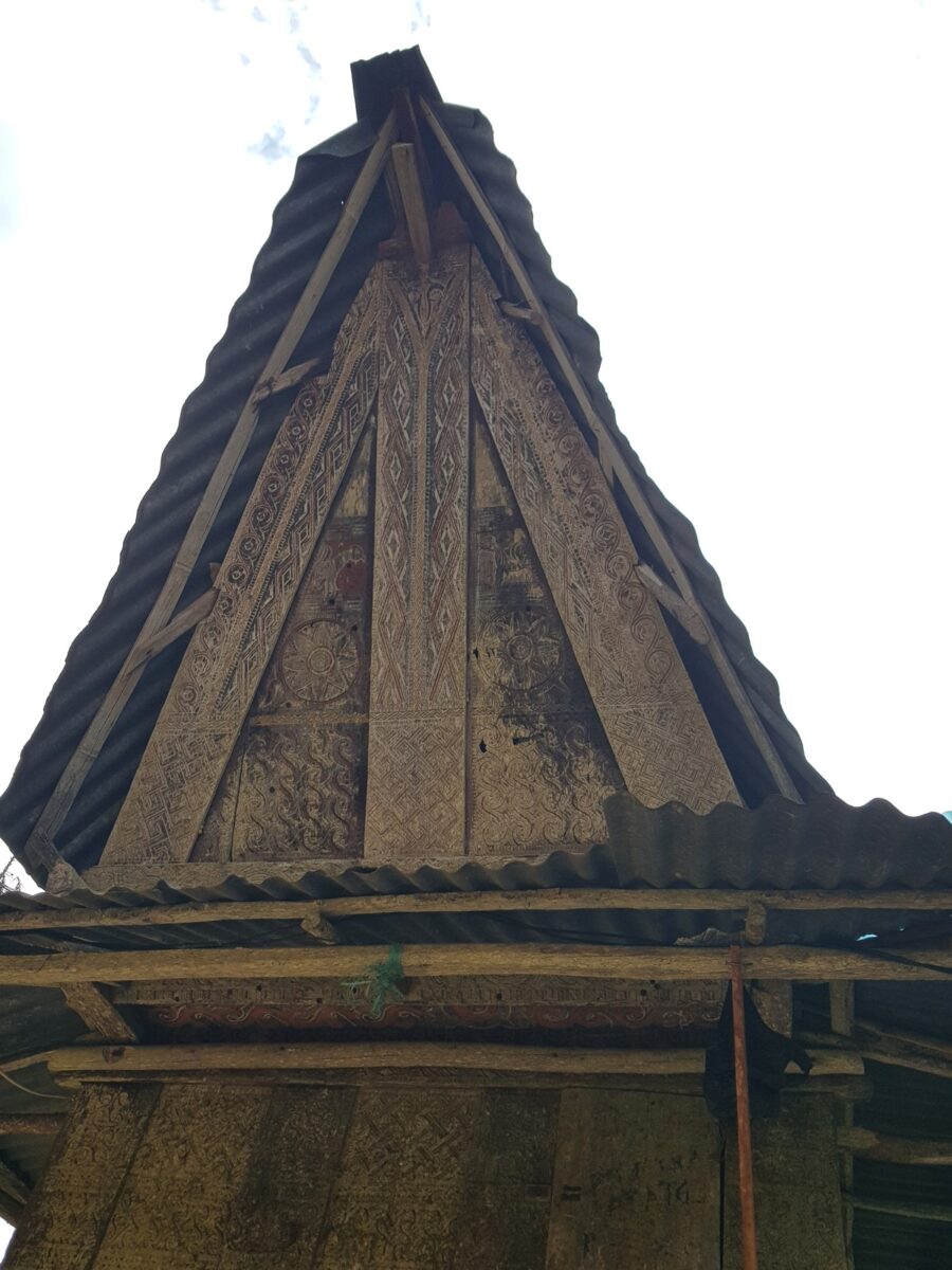 Toraja Old Ricebarn (Alang) White Patina Toraja Old Ricebarn (Alang) White Patina