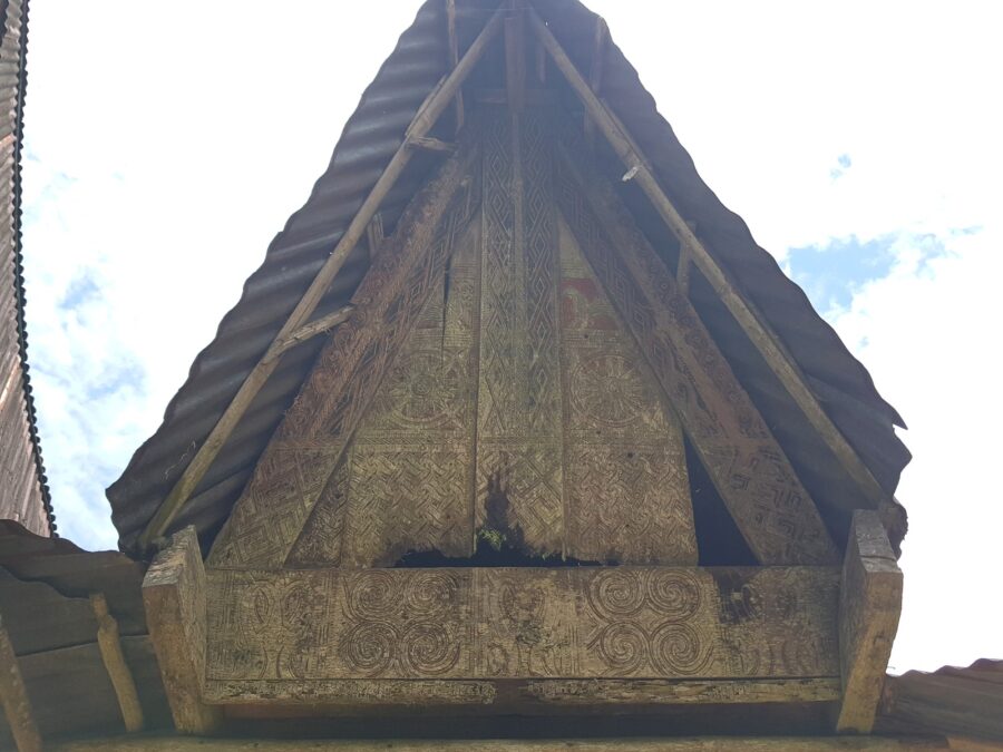 Toraja Old Ricebarn (Alang) White Patina Toraja Old Ricebarn (Alang) White Patina