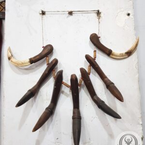Tora-Tora (Kalung Pria Tradisional Toraja)