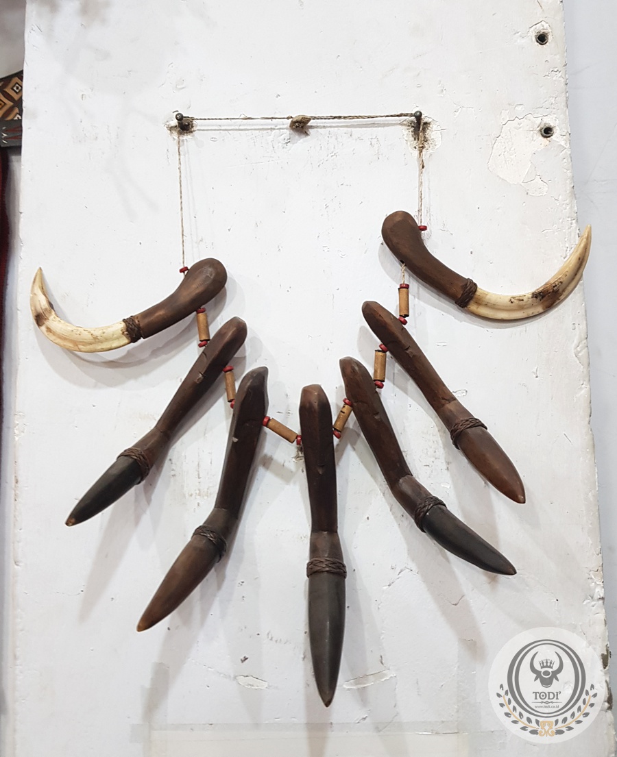 Tora-Tora (Toraja Traditional Men's Necklace)