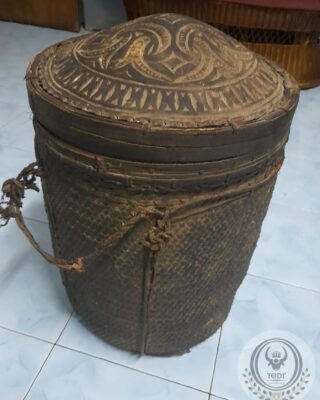 Toraja Old Rattan Basket (Diameter 30cm)