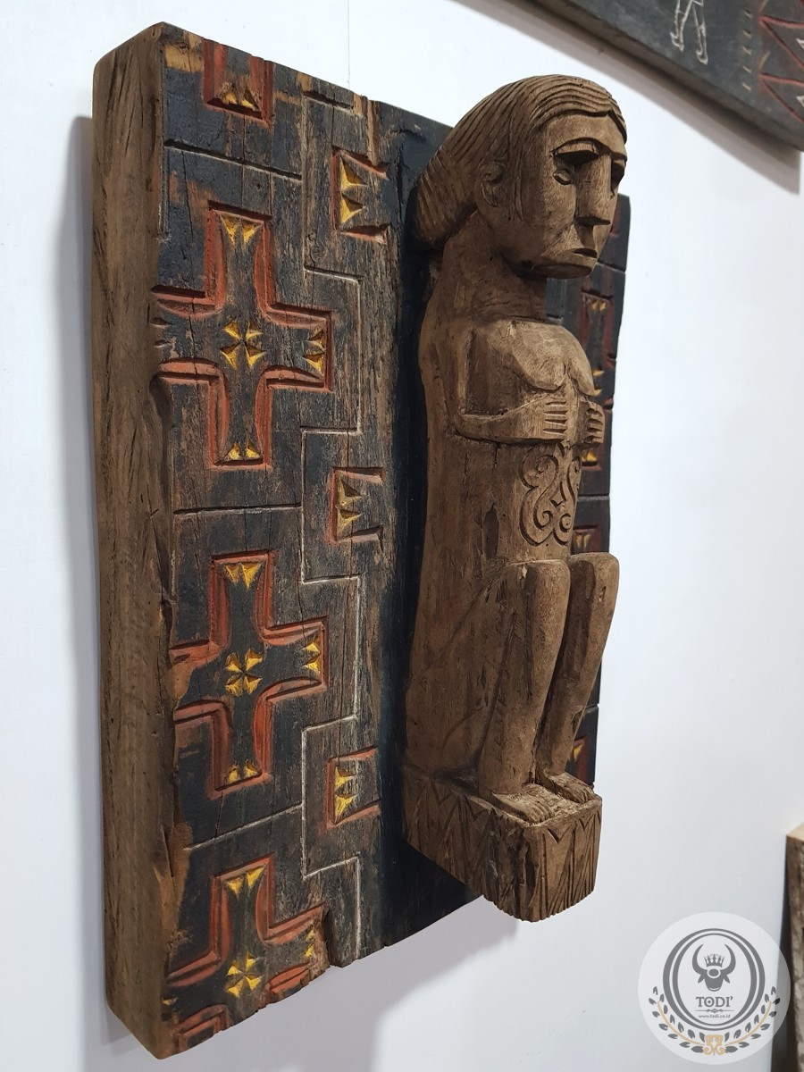 Toraja Tau-Tau (Female Figure) Door (32 x 43cm) (2) Toraja Tau-Tau (Female Figure) Door (32 x 43cm) (2)