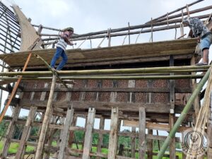 Rebuilding an old traditional Toraja house in Bali
