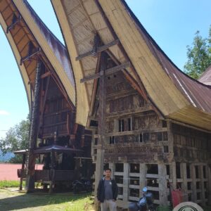 Toraja Old Tongkonan House Building (380cm x 710cm)