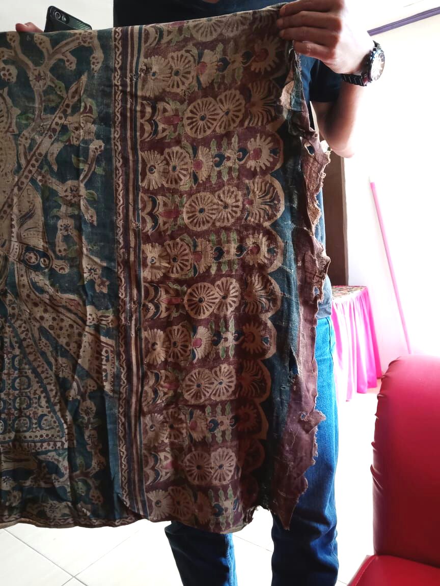 Vintage Wayang Textile - Toraja Ceremonial Cloth Vintage Wayang Textile - Toraja Ceremonial Cloth