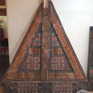 Triangle Wall of Toraja Tongkonan House (200cm x 230cm)