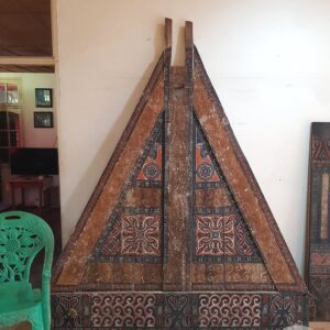 Triangle Wall of Toraja Tongkonan House (200cm x 230cm) Triangle Wall of Toraja Tongkonan House (200cm x 230cm)