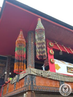 Antique Textiles Decoration and Antique Kandaure at the Rambu Solo, Toraja Funeral Rites (September 2025) Antique Textiles Decoration and Antique Kandaure at the Rambu Solo, Toraja Funeral Rites (September 2025)