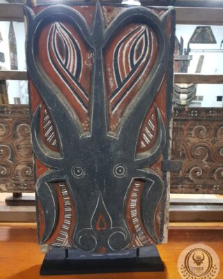 Toraja Granary Door (Pa'Tedong) 43cm x 76cm