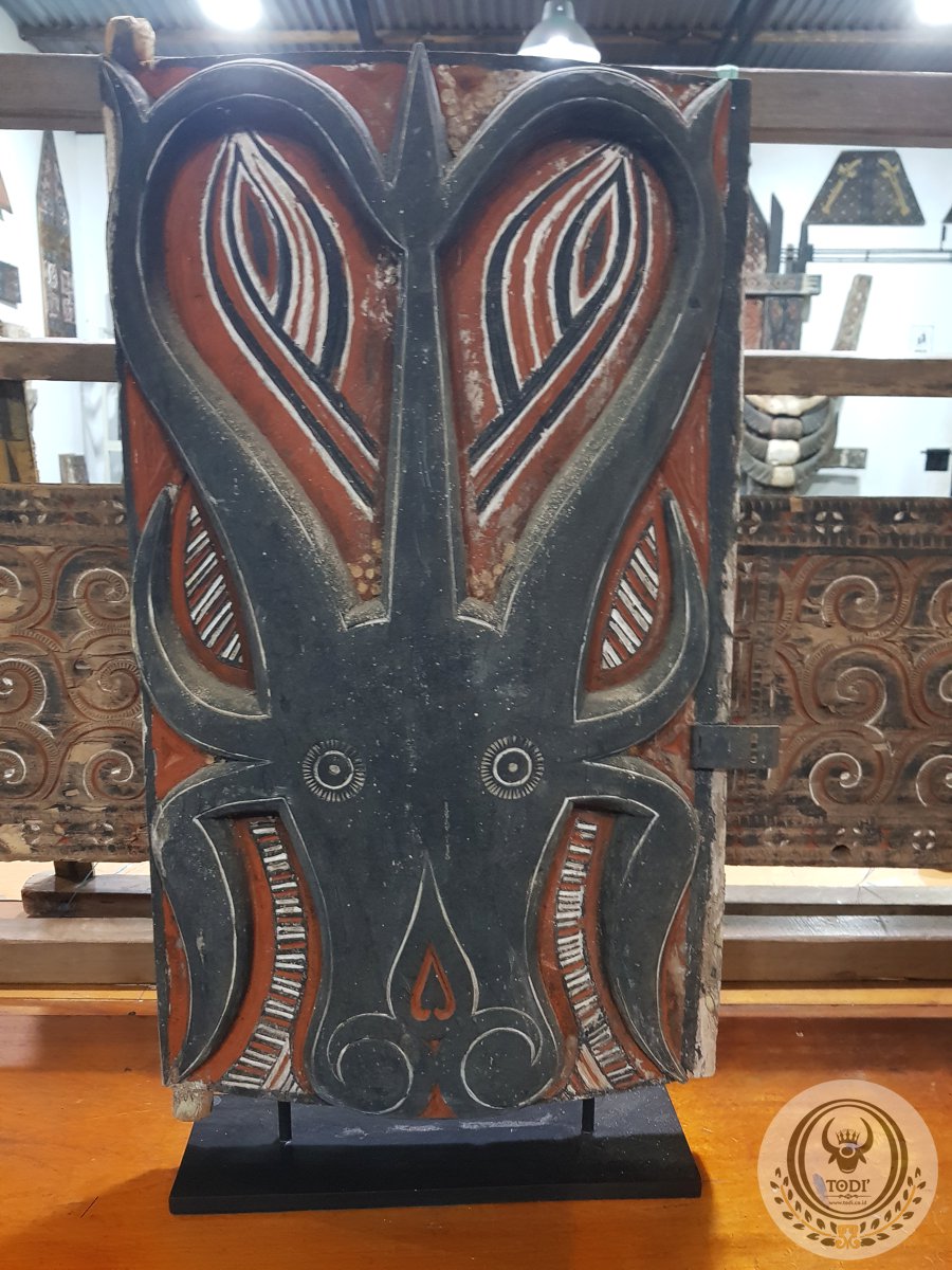 Toraja Granary Door (Pa'Tedong) 43cm x 76cm