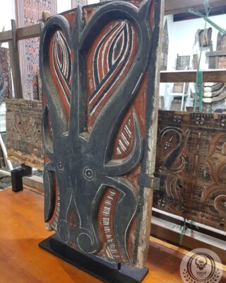 Toraja Granary Door (Pa'Tedong) 43cm x 76cm