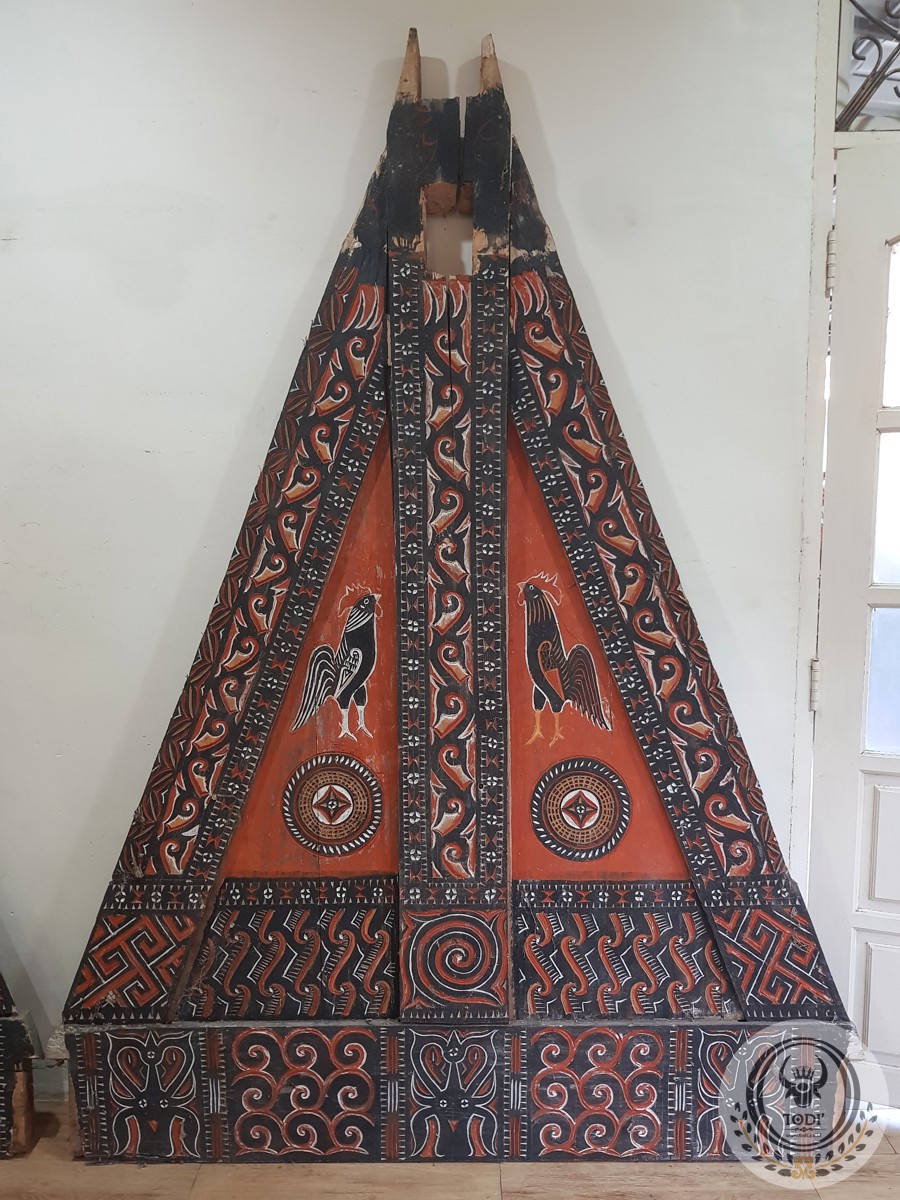 A Pair of Toraja Triangle Granary Panel (162cm x 215cm) A Pair of Toraja Triangle Granary Panel (162cm x 215cm)