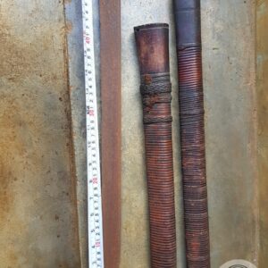 A pair of Old Toraja Traditional Swords (La’bo’ Penai) (11) A pair of Old Toraja Traditional Swords (La’bo’ Penai) (11)