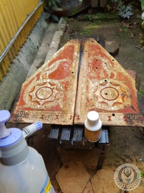 Toraja Tongkonan Small Triangle Wood Panels 70cm x 80cm