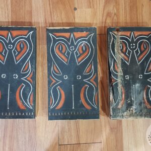 Kayu Ukiran Kecil Dinding Rumah Tongkonan Toraja - Pa'tedong (21 cm x 40 cm)