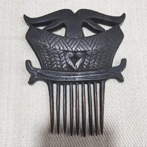 Toraja Wooden Comb (Buffalo Motif)
