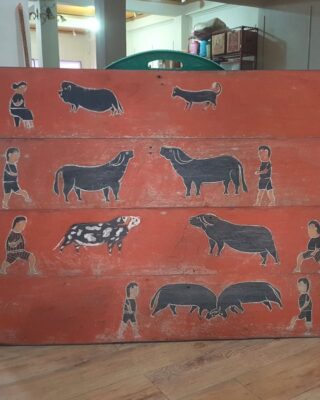 Dodo Alang (Granary) Toraja - Buffalo and Human Motif
